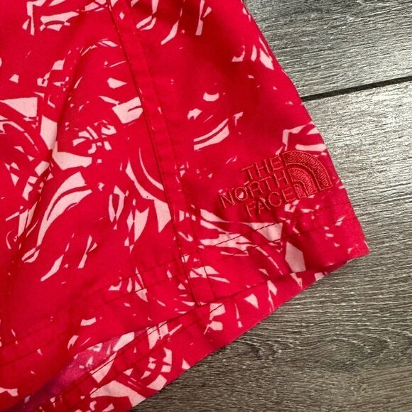 The North Face Size M Womens TNF Polyester Shorts - Picture 3 of 6